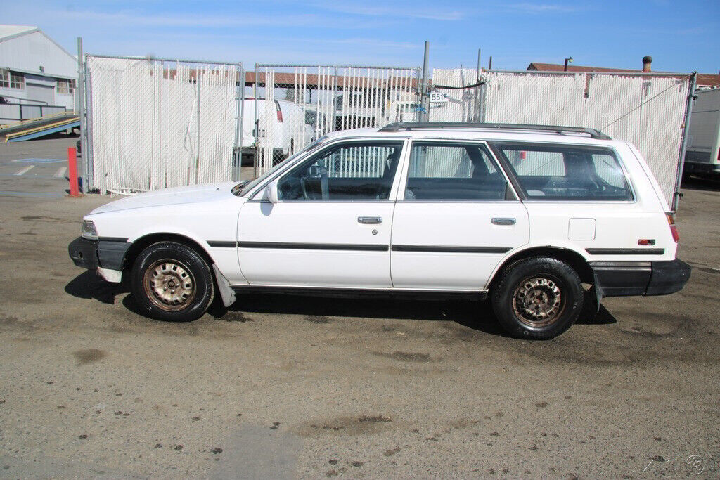 1987 Toyota Camry - photo 3