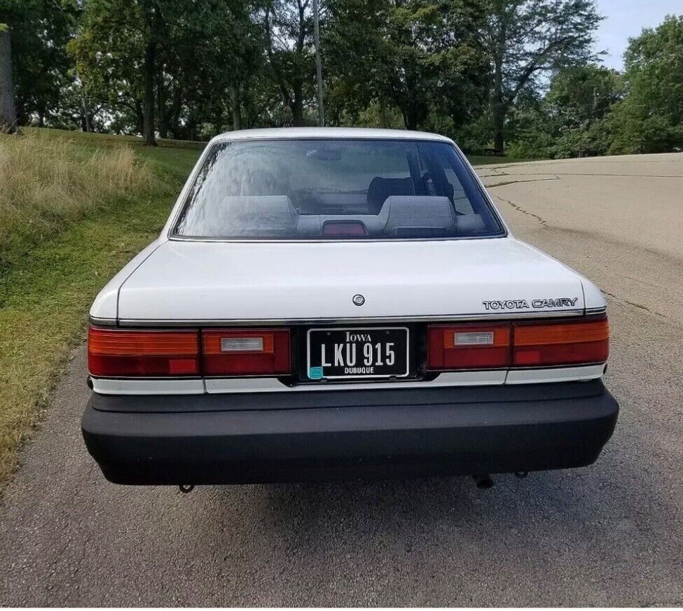 1987 Toyota Camry - photo 5