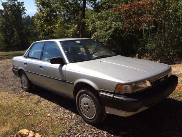 1987 Toyota Camry LE Sedan 4-Door