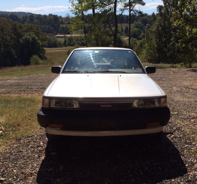 1987 Toyota Camry LE Sedan 4-Door - photo 3