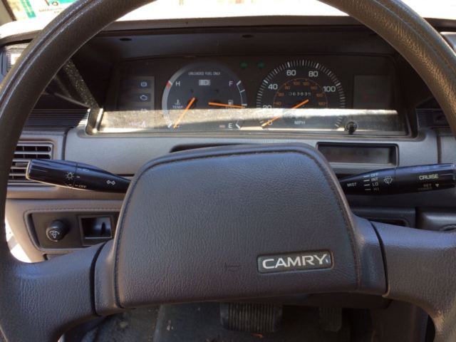 1987 Toyota Camry LE Sedan 4-Door - photo 8