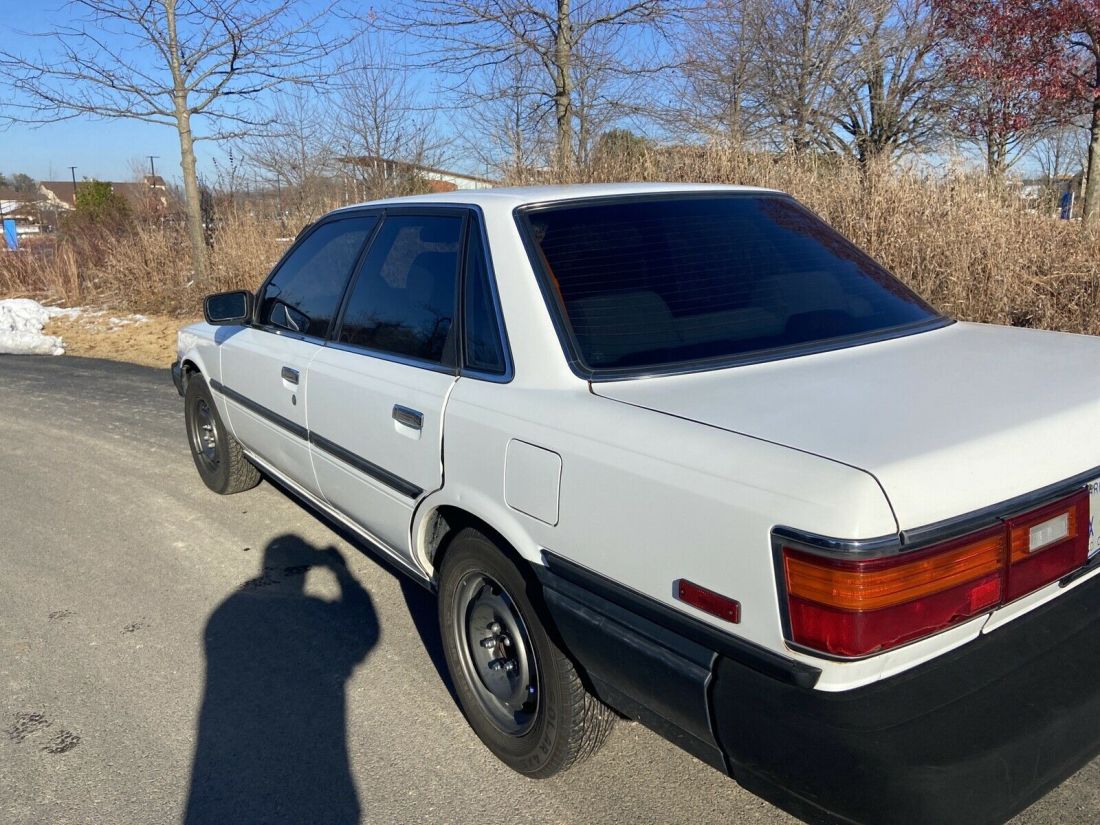 1987 Toyota Camry DLX - photo 7