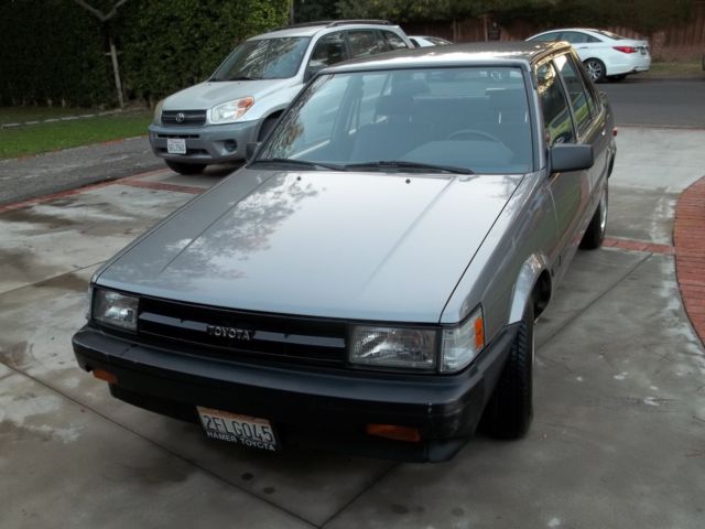 1987 Toyota Corolla - photo 2