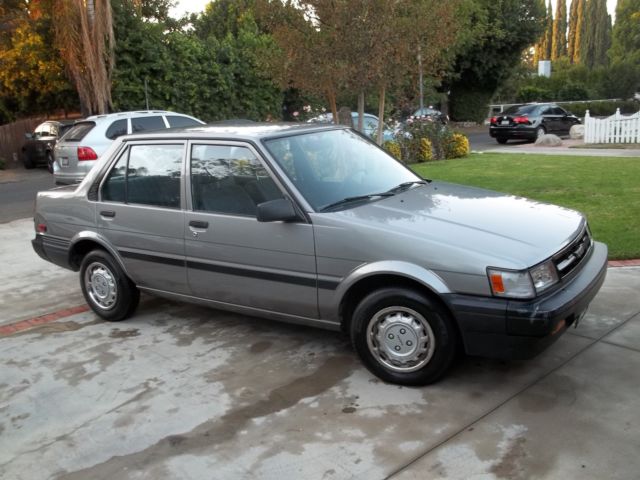 1987 Toyota Corolla - photo 3
