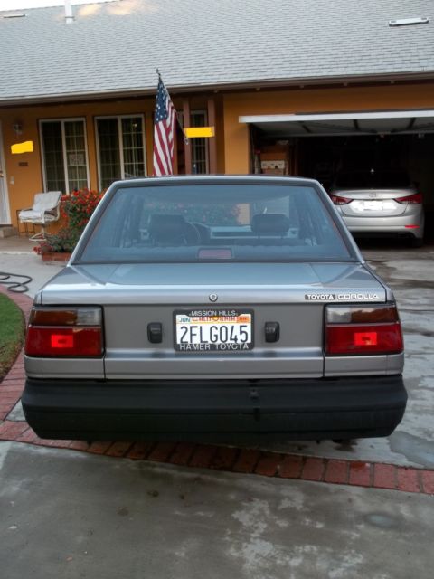 1987 Toyota Corolla - photo 4