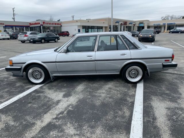 1987 Toyota Cressida - photo 2