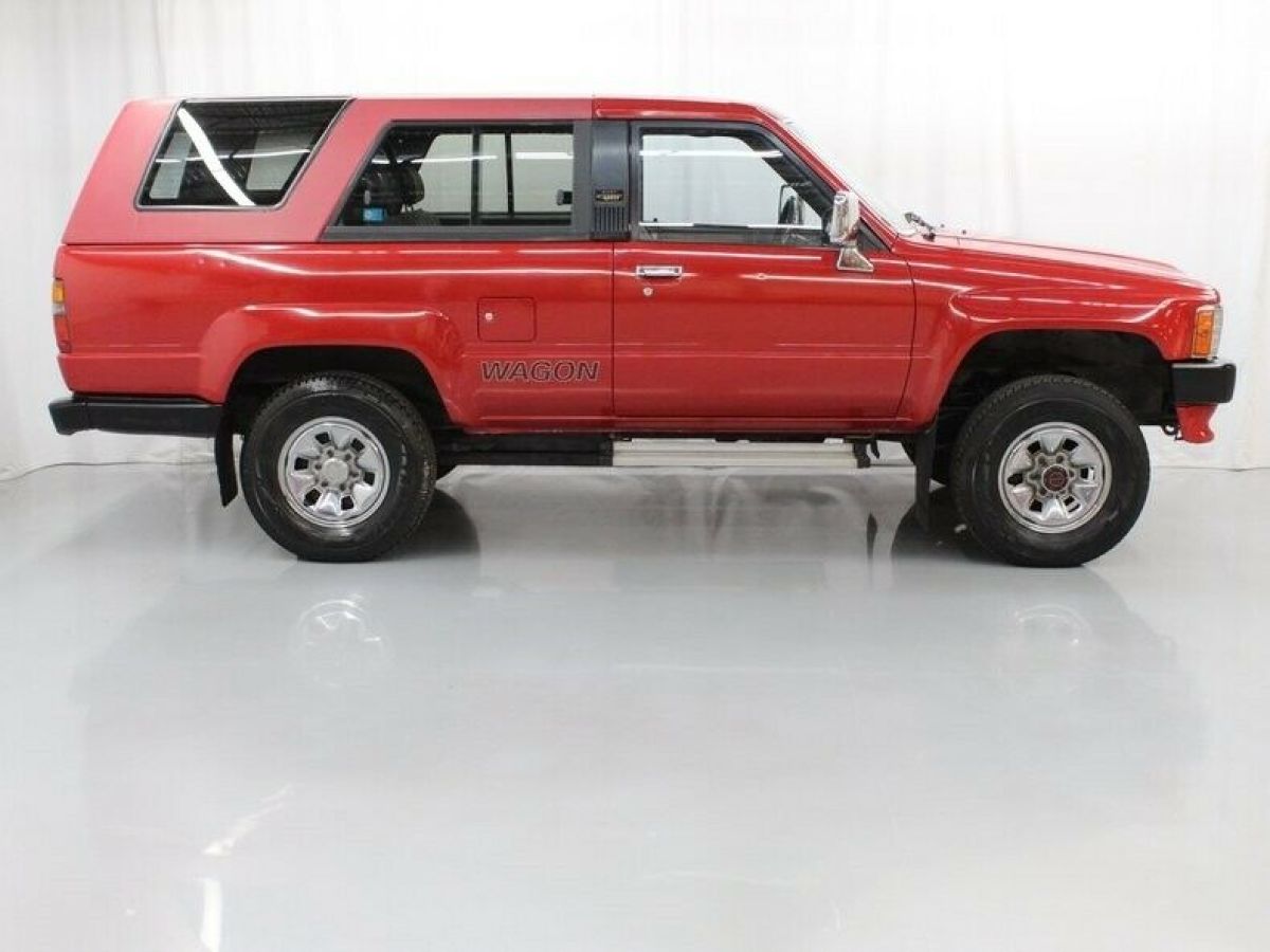 1987 Toyota Hilux Surf - photo 8