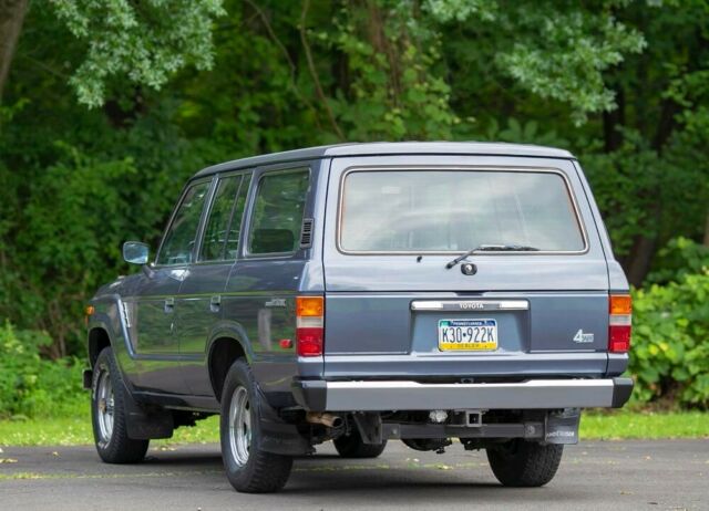 1987 Toyota Land Cruiser 137K Mi 4WD Manual FJ60 Axle Locks CARFAX California - photo 4