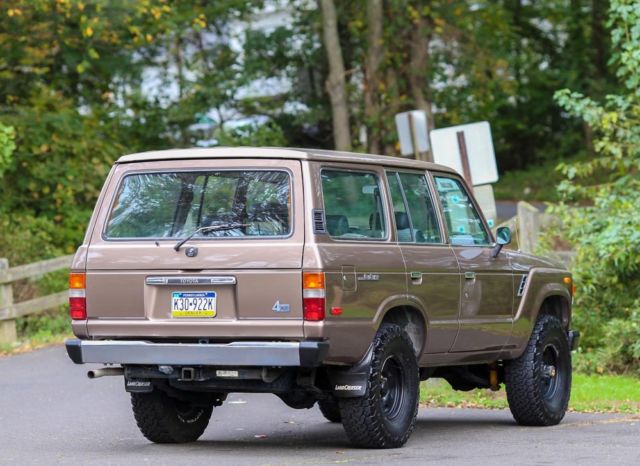 1987 Toyota Land Cruiser 4WD Manual L6 FJ60  Tow Package Clean CARFAX Rare! - photo 5