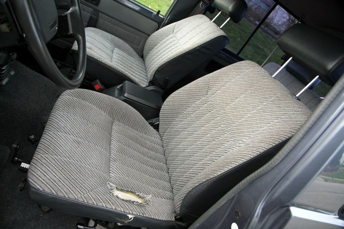 1987 Toyota Land Cruiser BJ70 - photo 10