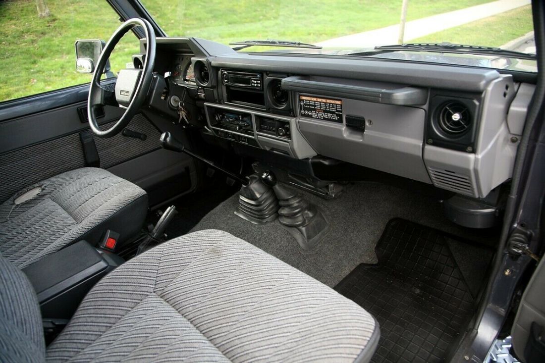 1987 Toyota Land Cruiser BJ70 - photo 12