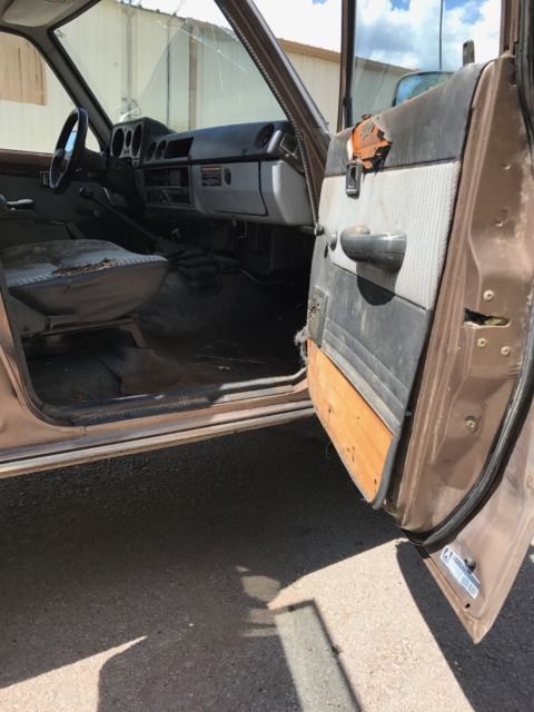 1987 Toyota Land Cruiser Base Sport Utility 4-Door - photo 13