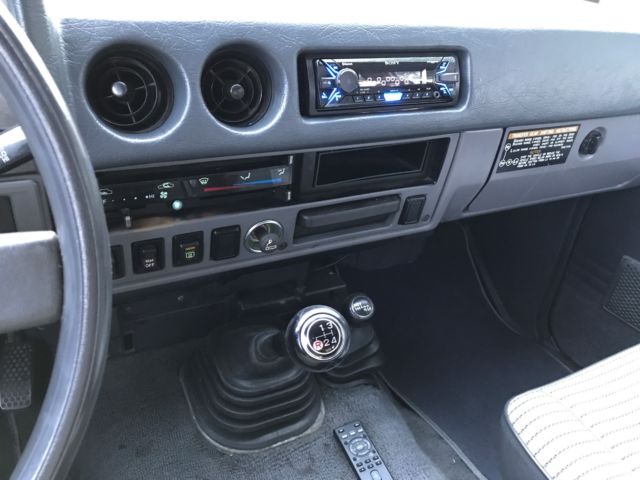 1987 Toyota Land Cruiser FJ60 - photo 13