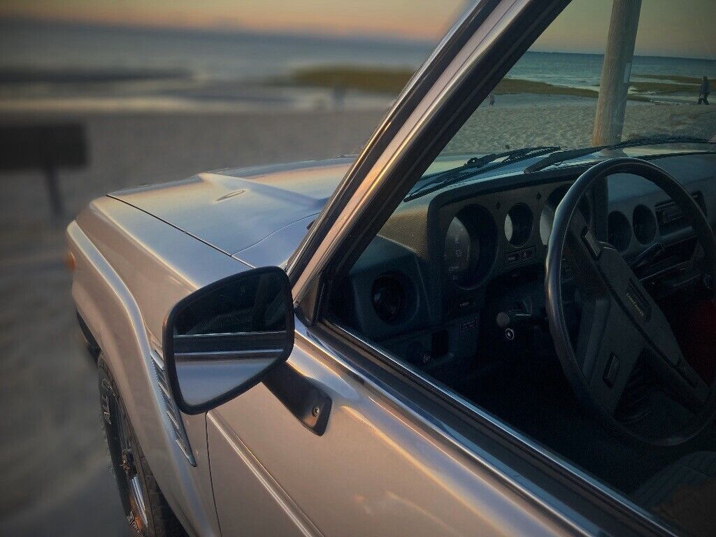 1987 Toyota Land Cruiser FJ60 - photo 2