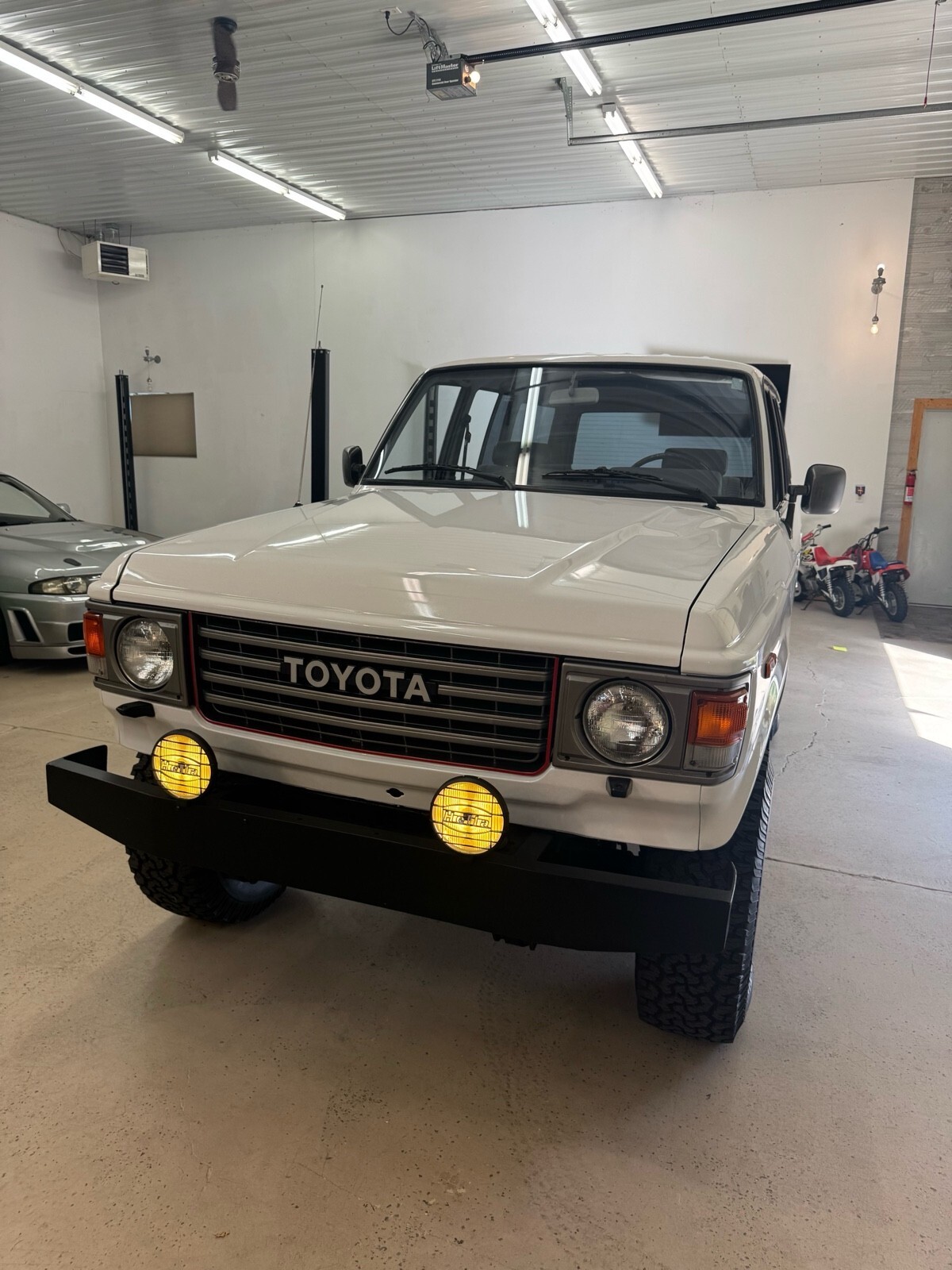 1987 Toyota Land Cruiser FJ60 - photo 3