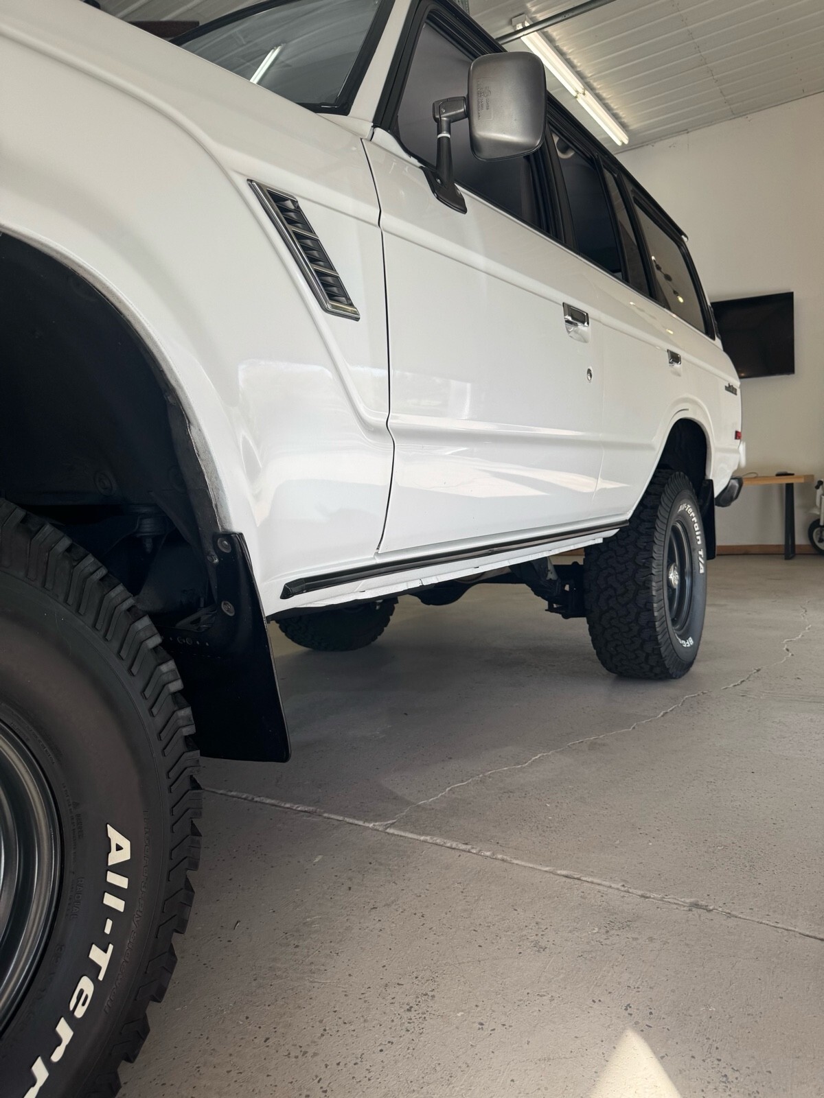 1987 Toyota Land Cruiser FJ60 - photo 8