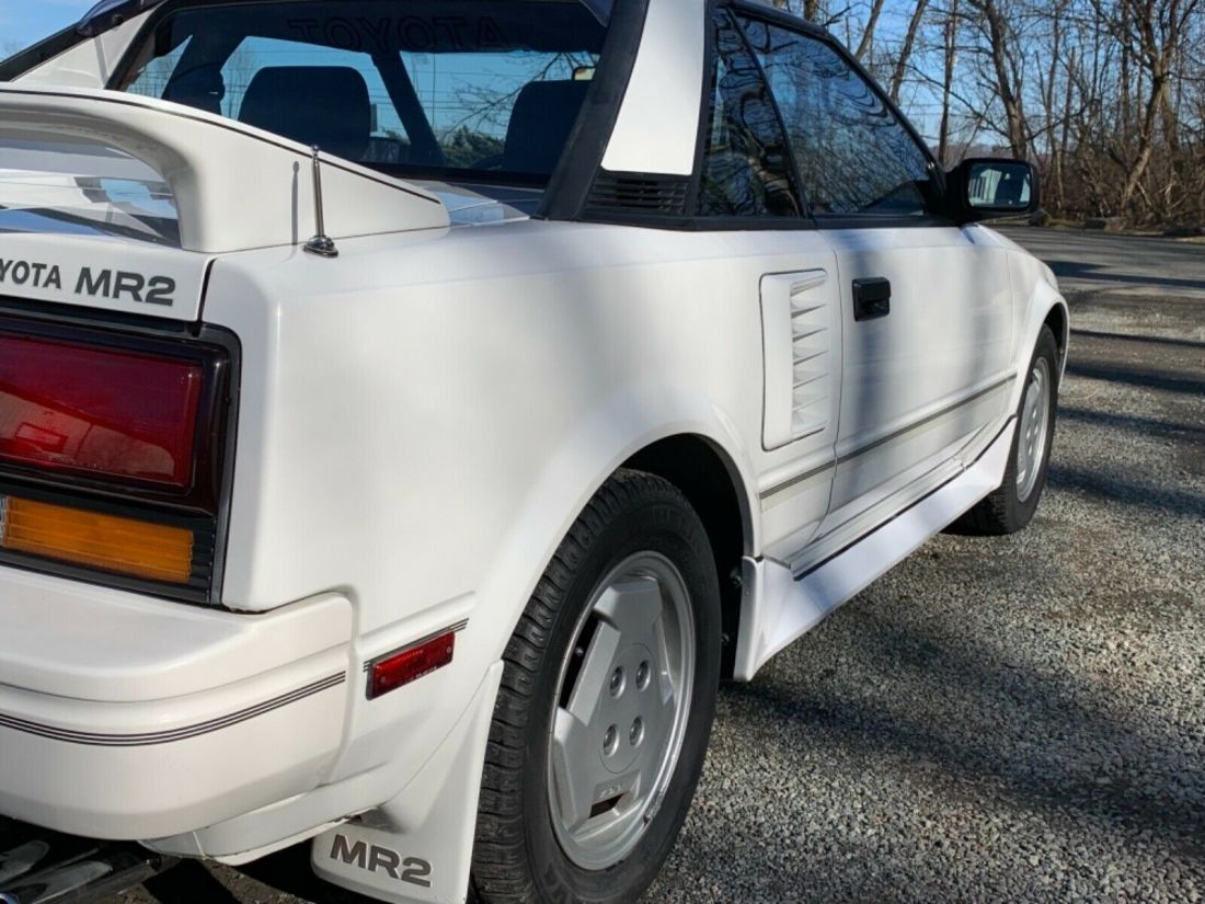 1987 Toyota MR2 - photo 13