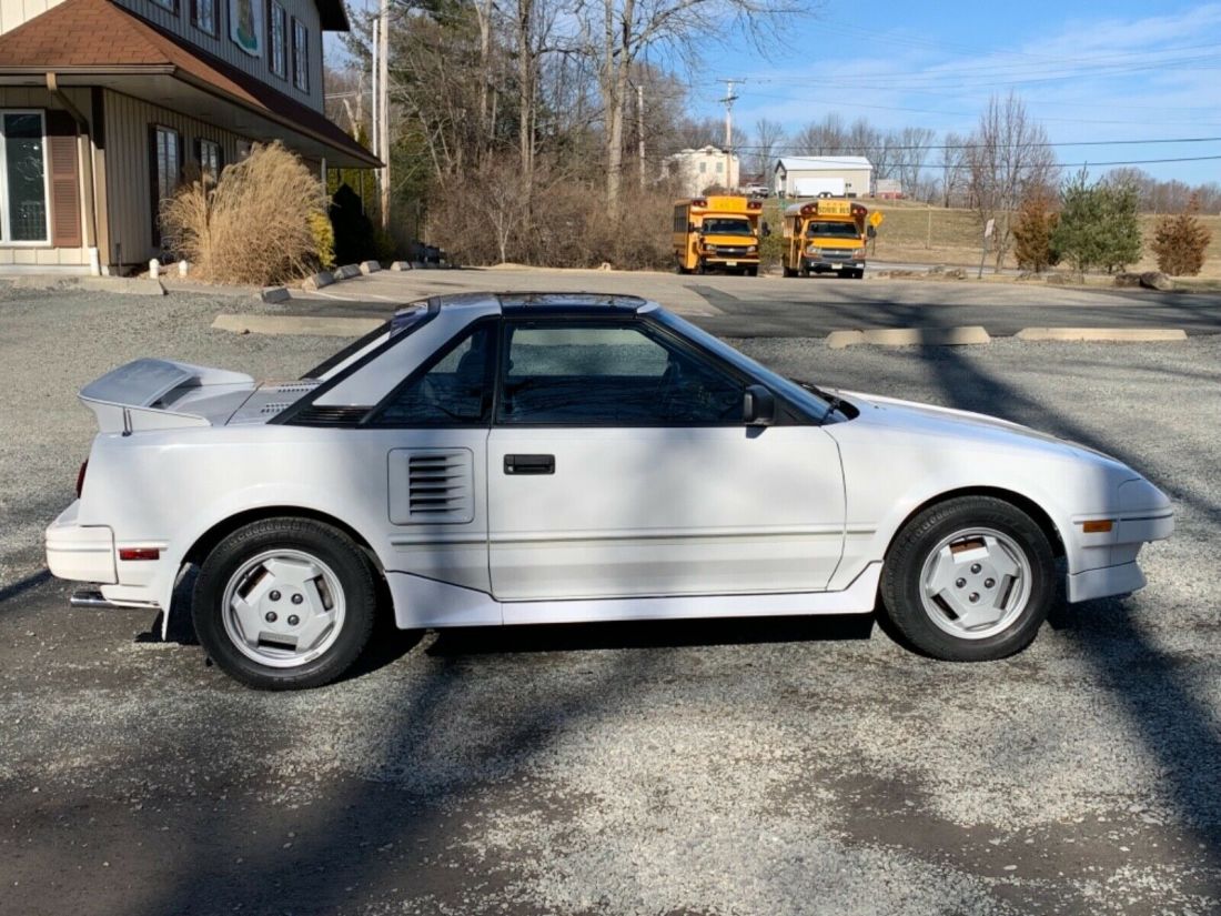1987 Toyota MR2 - photo 6