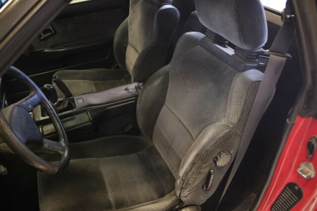 1987 Toyota MR2 - photo 13