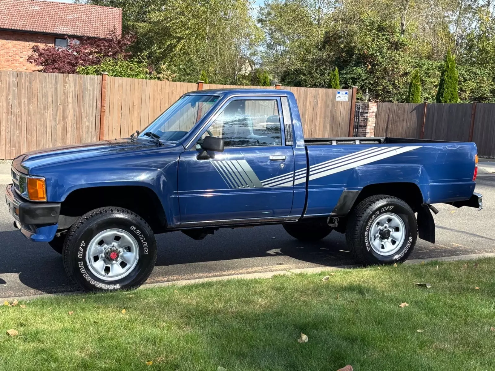 1987 Toyota 1/2 Ton Pickup
