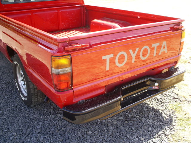 1987 Toyota Tacoma - photo 6