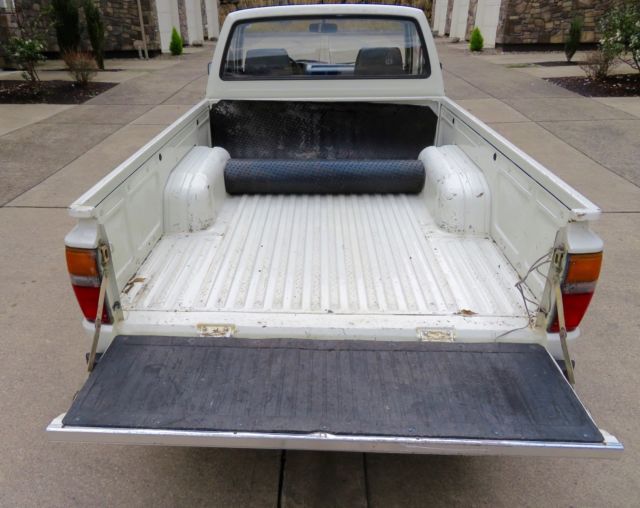 1987 Toyota Pickup - photo 12