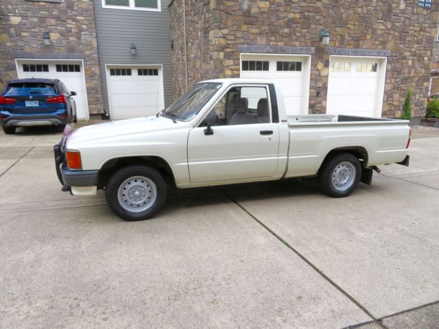 1987 Toyota Pickup - photo 3