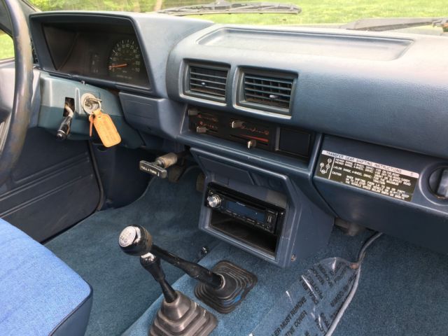 1987 Toyota Pickup - photo 13