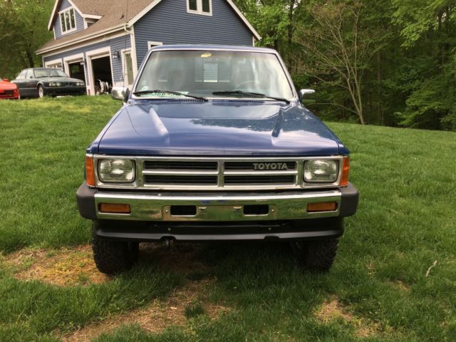 1987 Toyota Pickup - photo 3