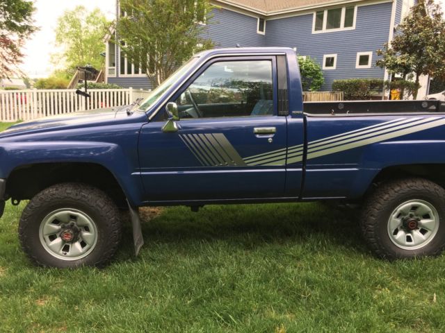 1987 Toyota Pickup - photo 4