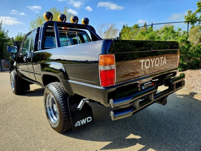 1987 Toyota Pickup - photo 5