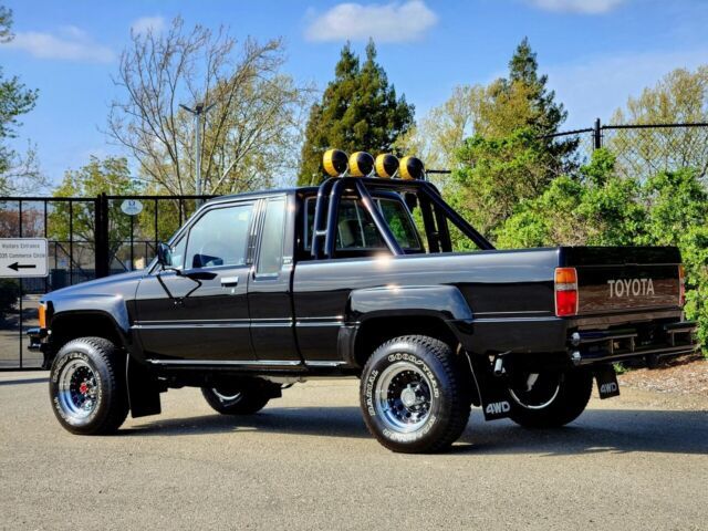 1987 Toyota Pickup - photo 7