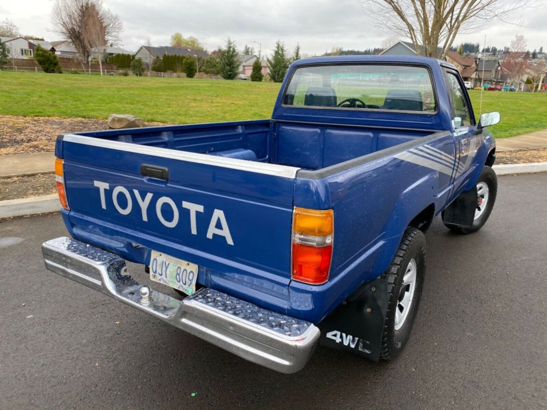 1987 Toyota Pickup - photo 6