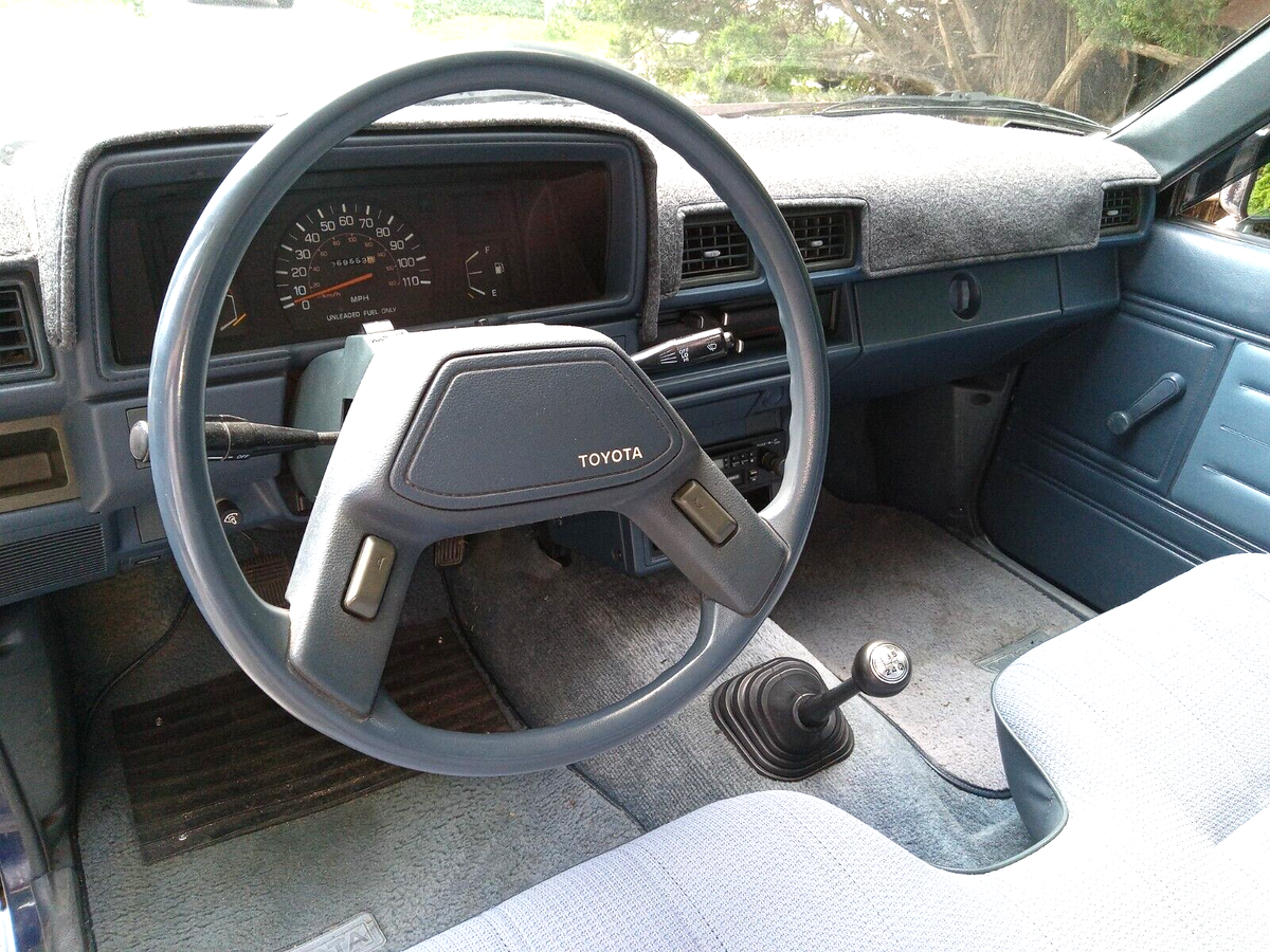 1987 Toyota Camry - photo 7