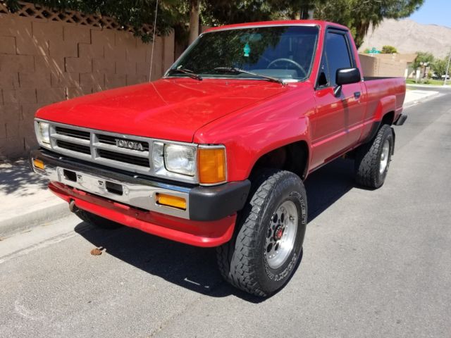 1987 Toyota Pickup SR5 22RE 4x4 Manual 1987 Toyota Pickup SR5 Standard Cab Pickup