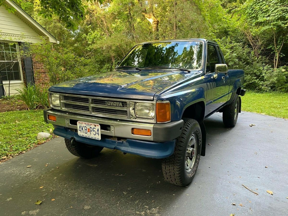 1987 Toyota Tacoma XTRACAB RN67 SR5 - photo 2