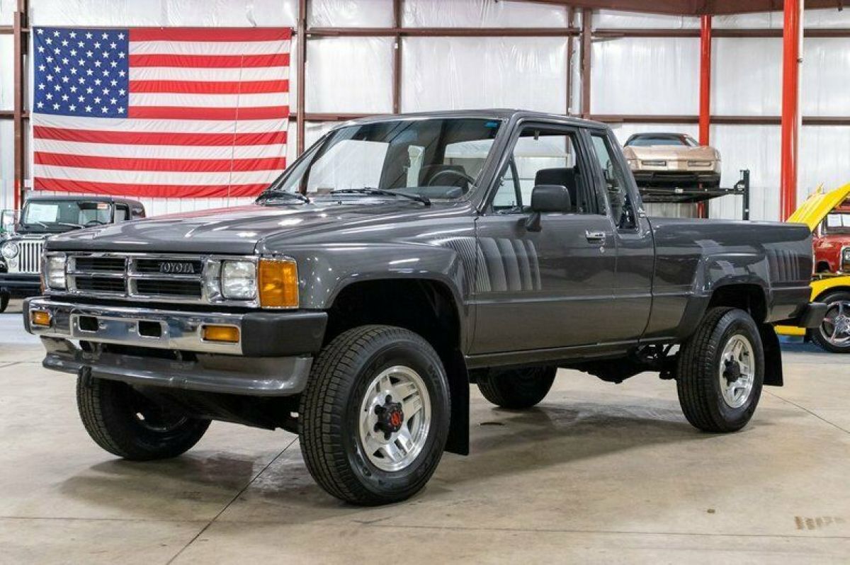 1987 Toyota Pickup SR5 68679 Miles Dark Gray Metallic Pickup Truck 2.4L Inline-4 1987 Toyota Pickup SR5