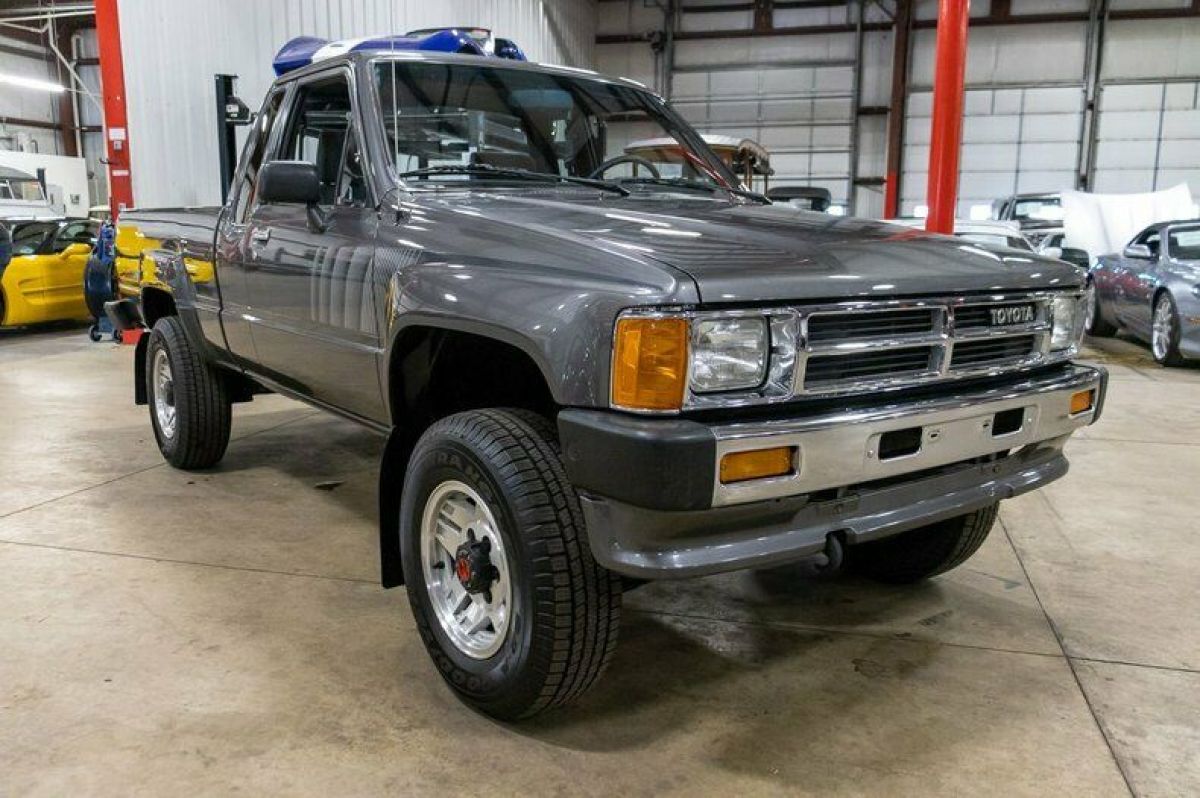 1987 Toyota Pickup SR5 - photo 7