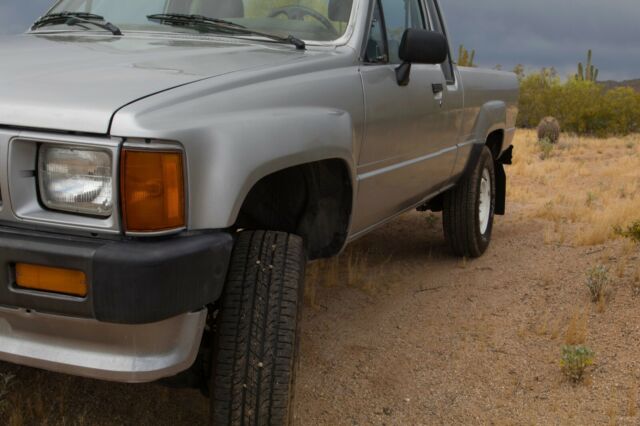 1987 Toyota Pickup DLX - photo 7