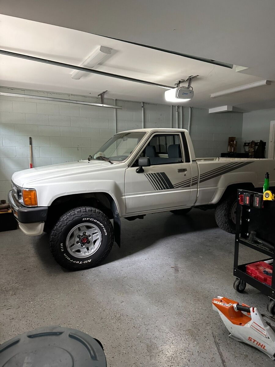 1987 Toyota 1/2 Ton Pickup - photo 12