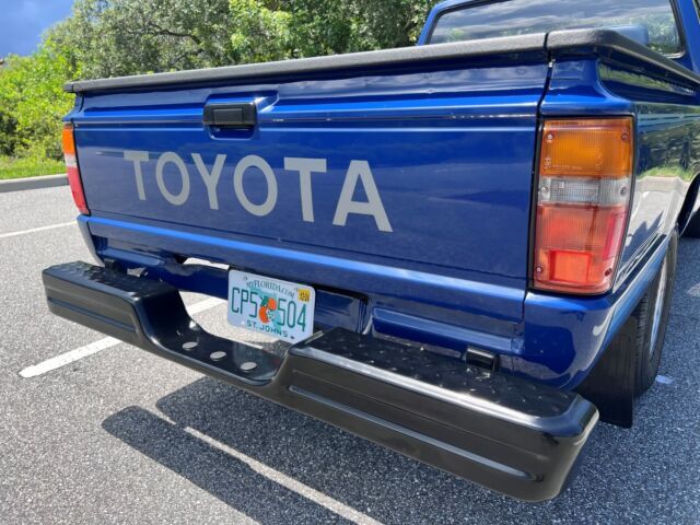 1987 Toyota 1/2 Ton Pickup Base - photo 5