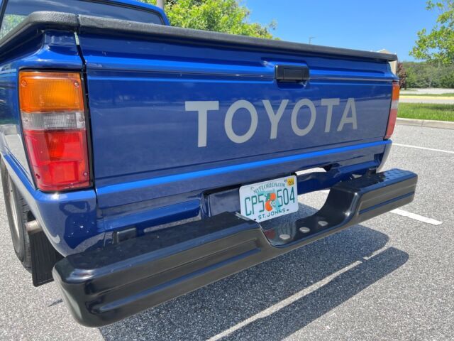 1987 Toyota 1/2 Ton Pickup Base - photo 8