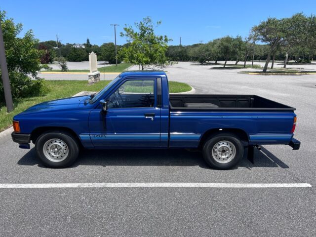1987 Toyota 1/2 Ton Pickup Base - photo 9