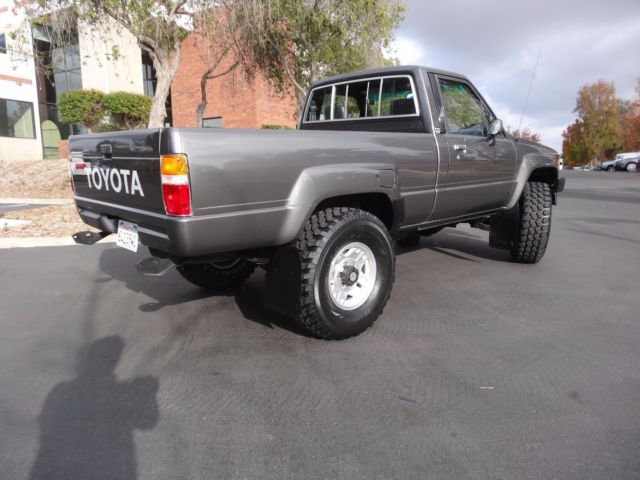1987 Toyota Tacoma - photo 12