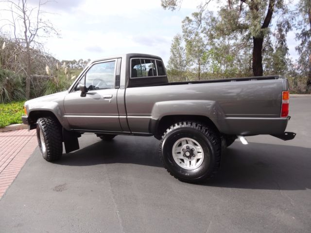 1987 Toyota Tacoma - photo 3