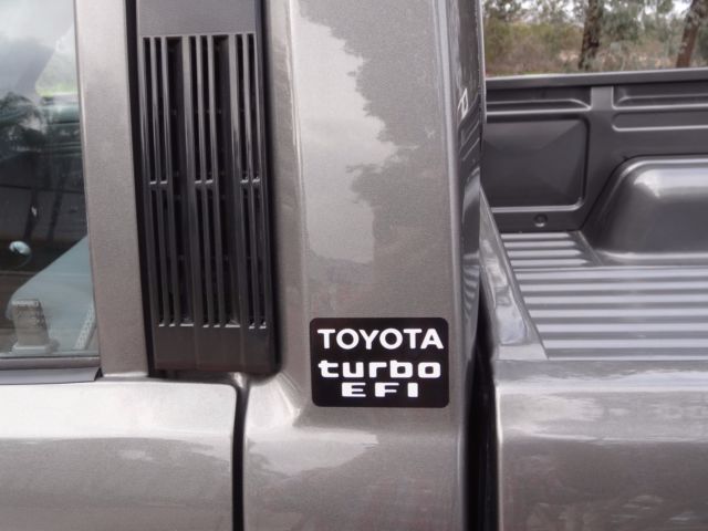 1987 Toyota Tacoma - photo 4
