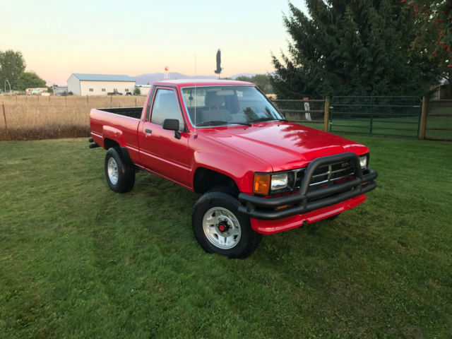 1987 Toyota regular cab short bed 4x4 very nice ZERO rust 1987 Toyota Pickup SR5