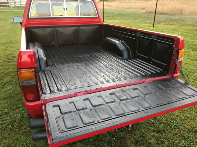 1987 Toyota Pickup SR5 - photo 11