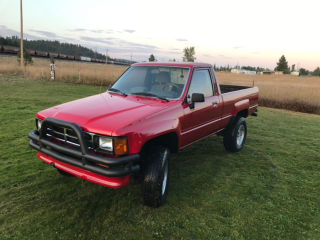 1987 Toyota Pickup SR5 - photo 4