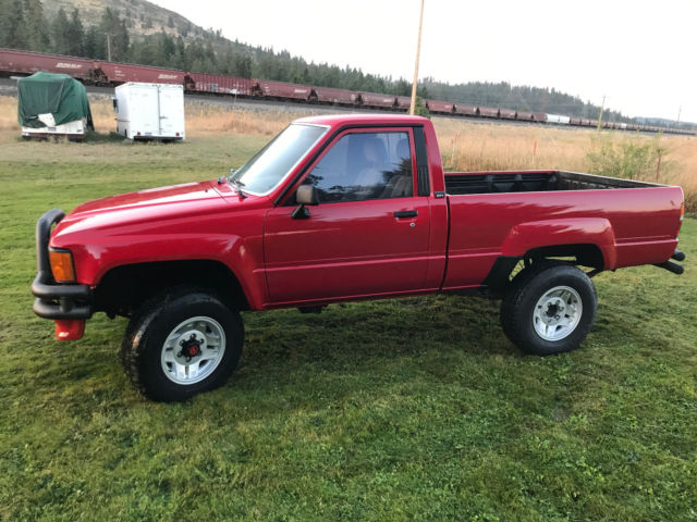 1987 Toyota Pickup SR5 - photo 5
